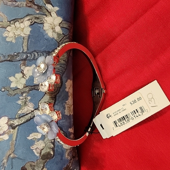 Braclets - Picture 4 of 4